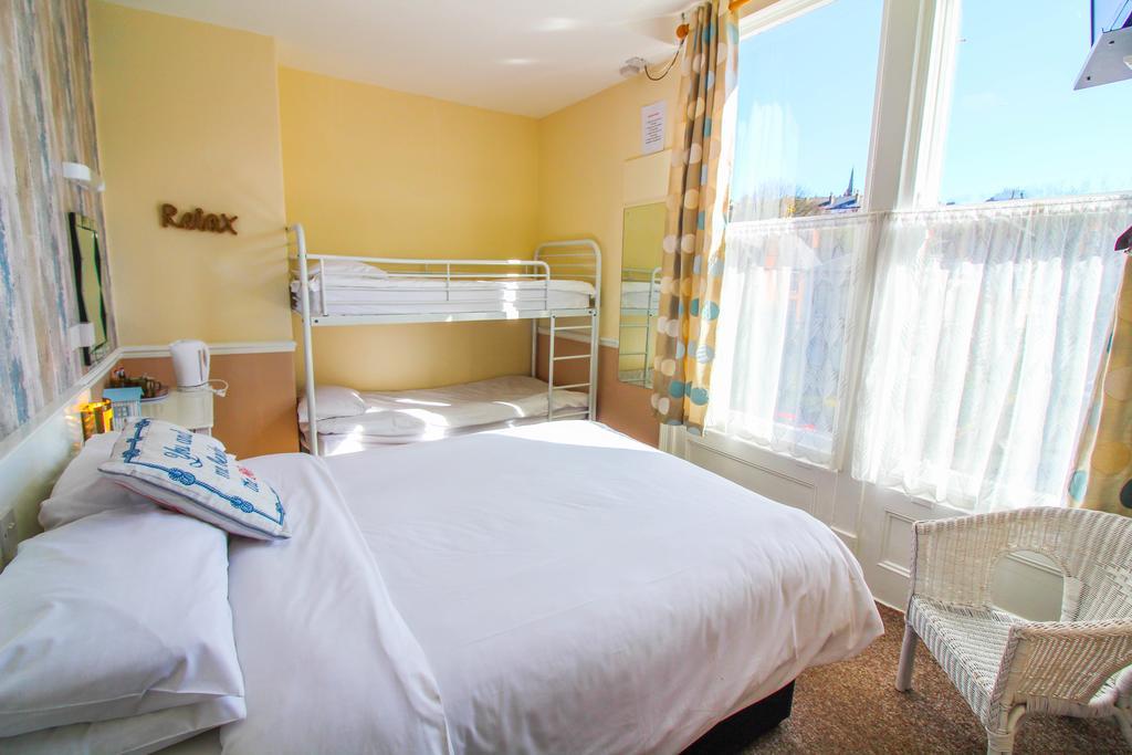 The Scarborough Travel And Holiday Lodge المظهر الخارجي الصورة